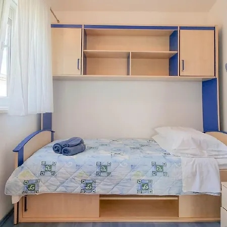 Hundefreundliches Mit Privatem Balkon, Waschmaschine, Klima, Wifi Karpinjan